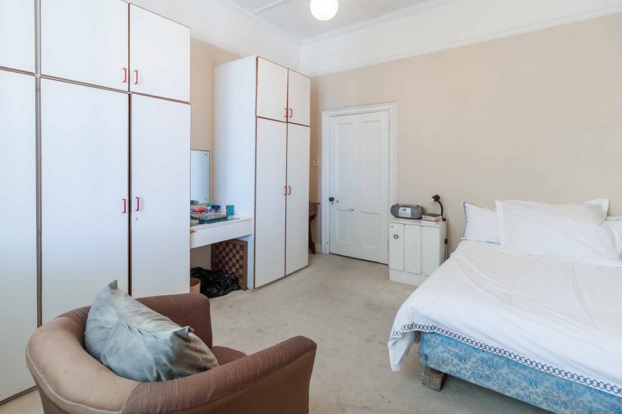 6 Bedroom Property for Sale in Fresnaye Western Cape